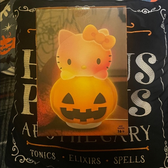 Hello Kitty Led Pumpkin Aroma Fan - Picture 2 of 3